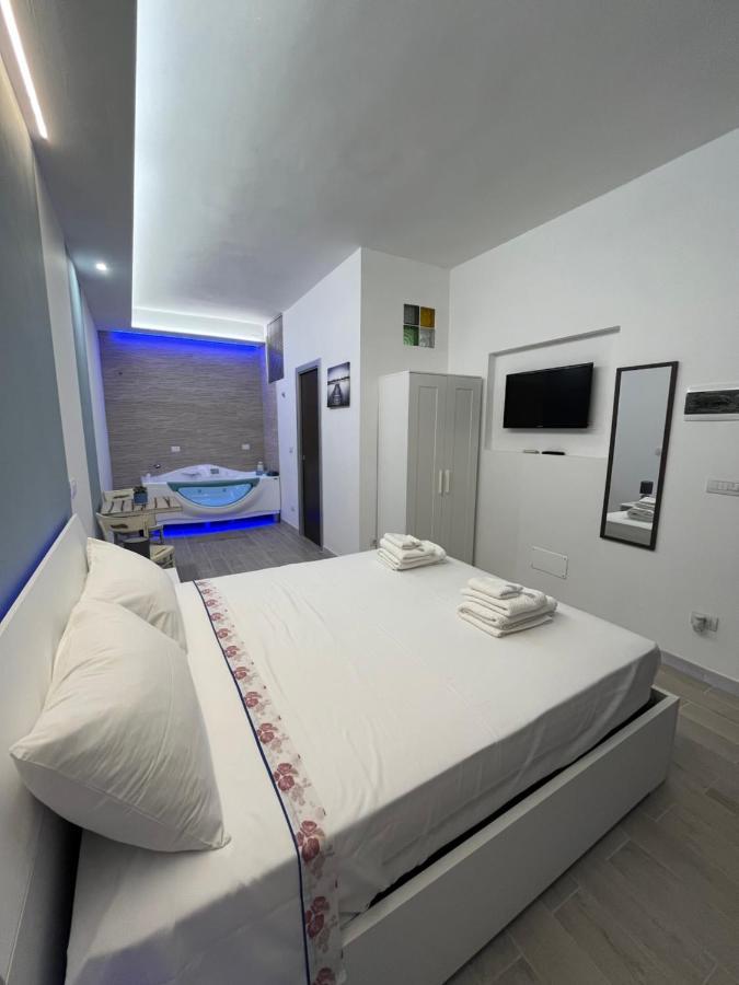Blue Suite Mola di Bari Buitenkant foto